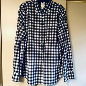 J-crew crinkle gingham button down shirt